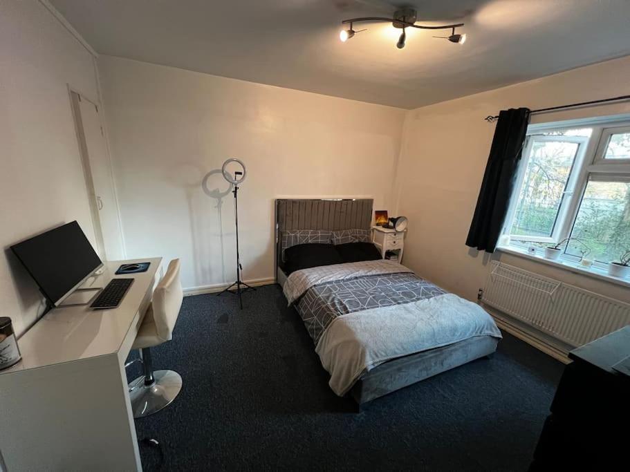 1-Bed Flat With Fast Wi-Fi In Prime Location 15Mins From Central 런던 외부 사진