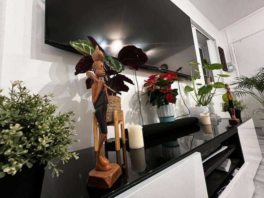 1-Bed Flat With Fast Wi-Fi In Prime Location 15Mins From Central 런던 외부 사진